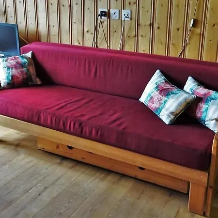 An Ruhiger Lage Mit Schoener Bergsicht By Interhome *