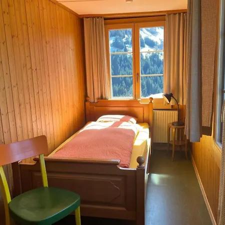 Apartamento An Ruhiger Lage Mit Schoener Bergsicht By Interhome *